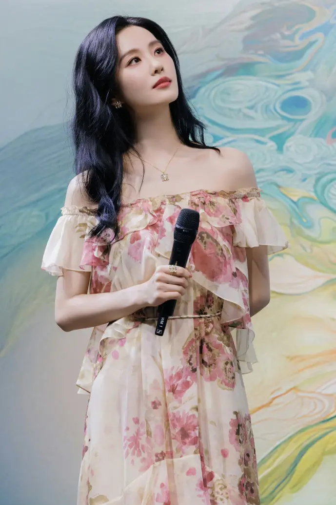 飞常准实时航班数据界面